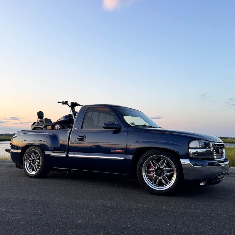 2000 GMC Sierra 1500 + 2000 Harley-Davidson FXDX